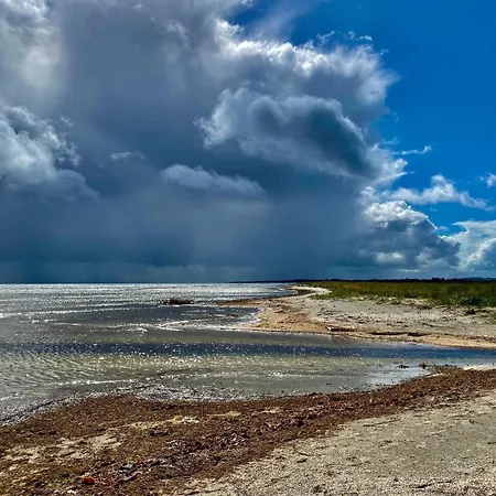 Сasa de vacaciones 8 Person In